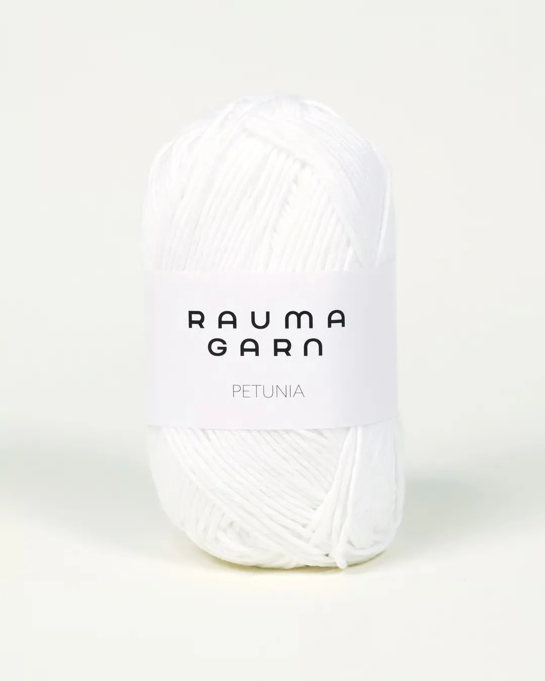 Petunia i fargen Kremhvit 221