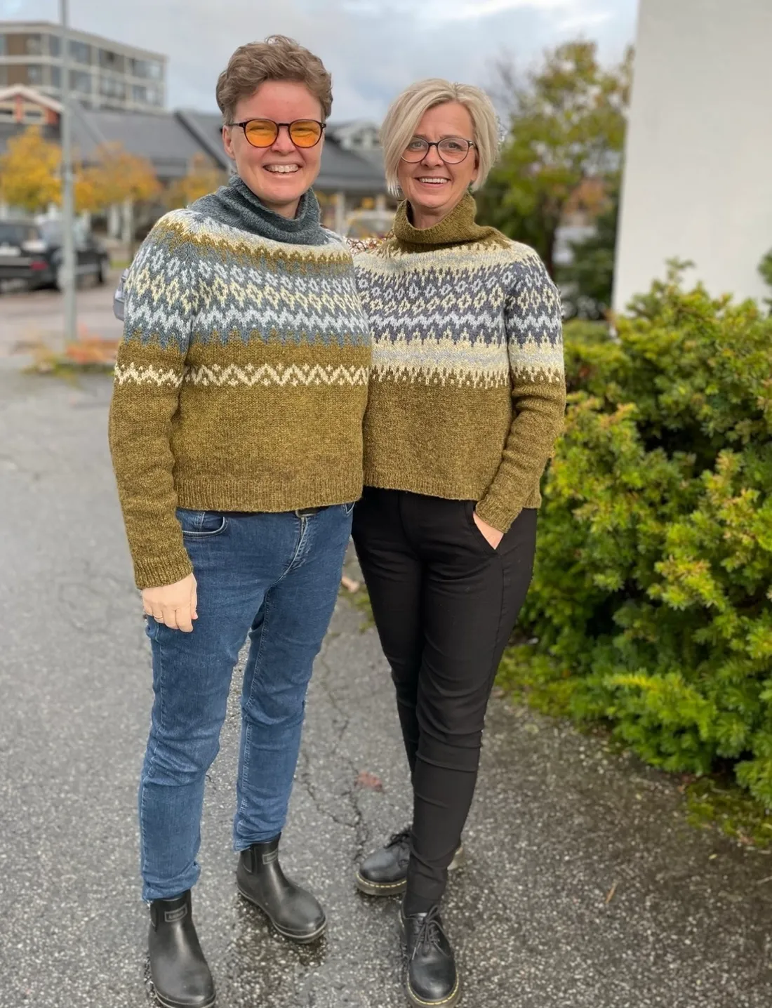 Ilya sweater av Caitlin Hunter.